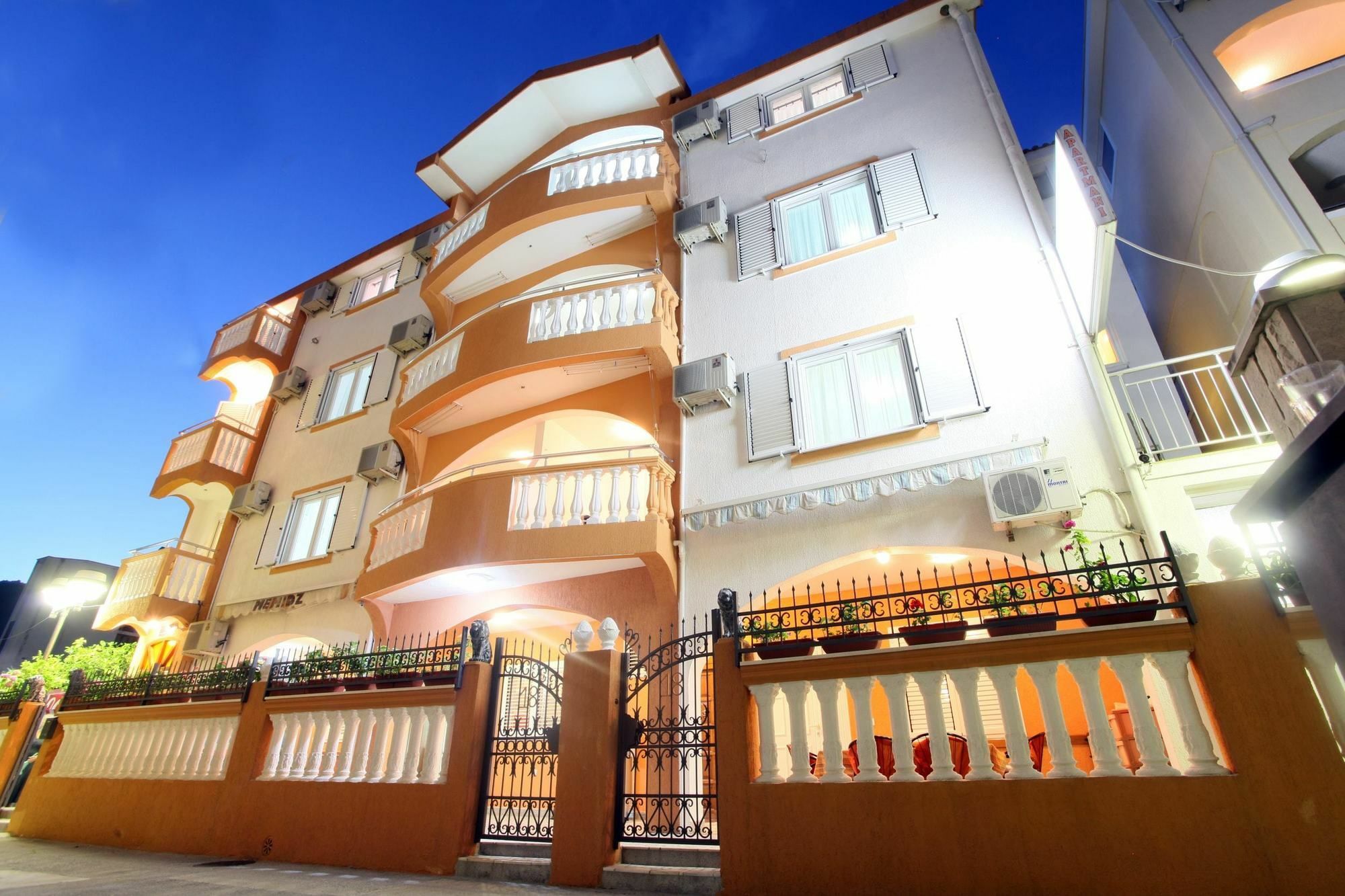 Apartments Memidz Будва Экстерьер фото